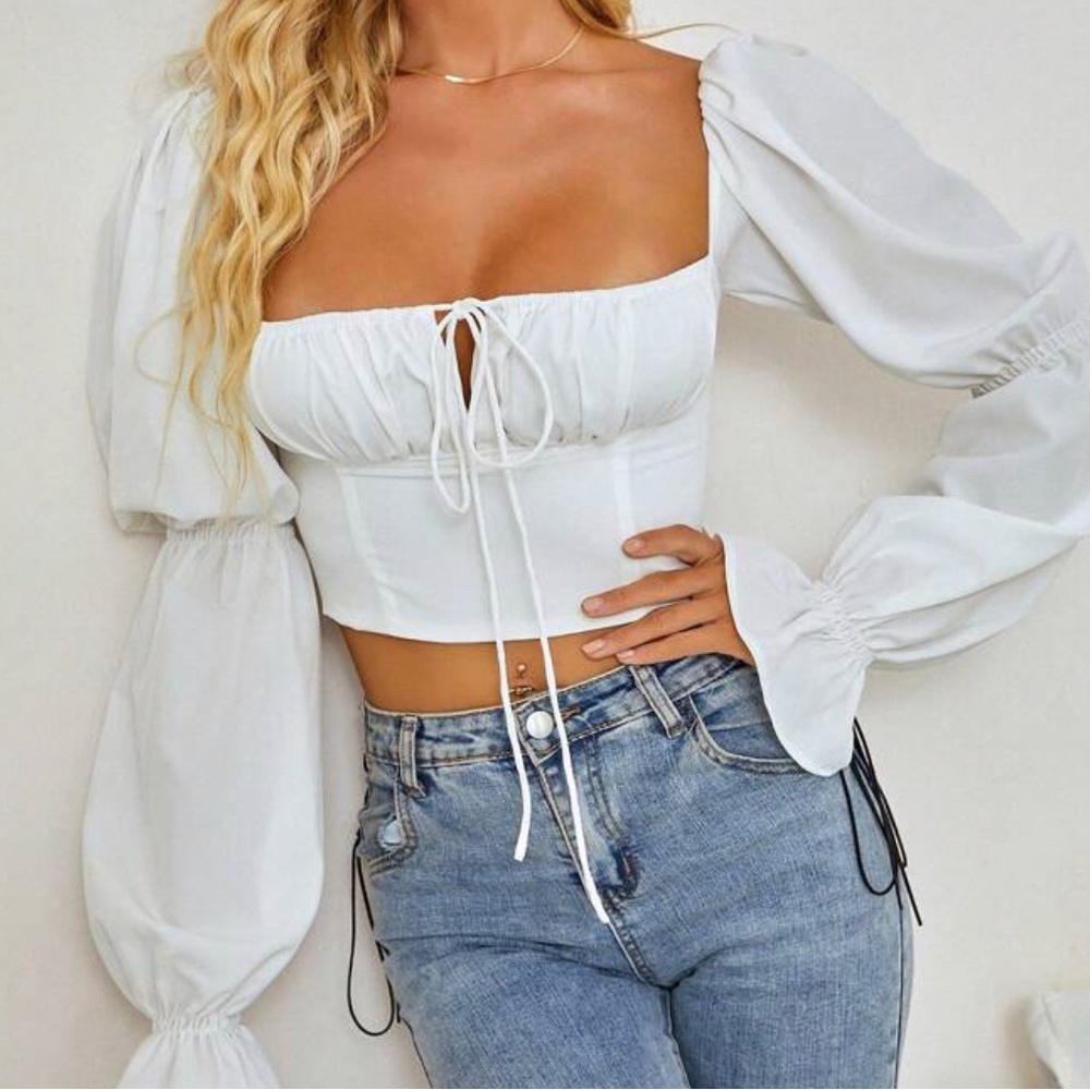 white long sleeve blouse